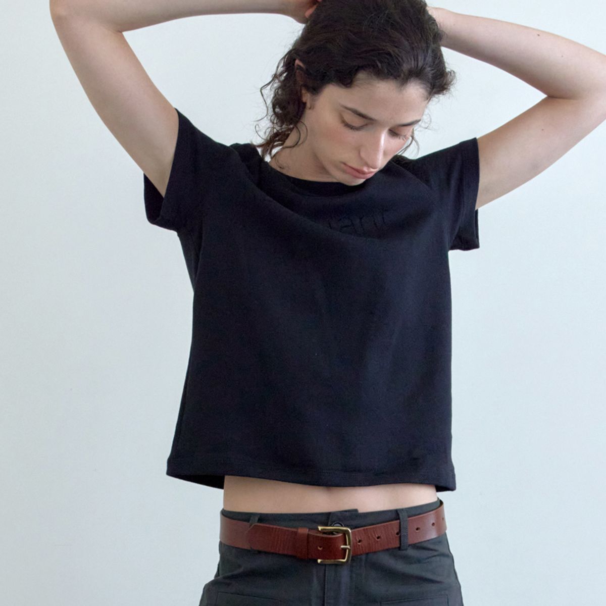 엘씨브이(LCVE) CHAIN EMBROIDERY T-SHIRT_BLACK