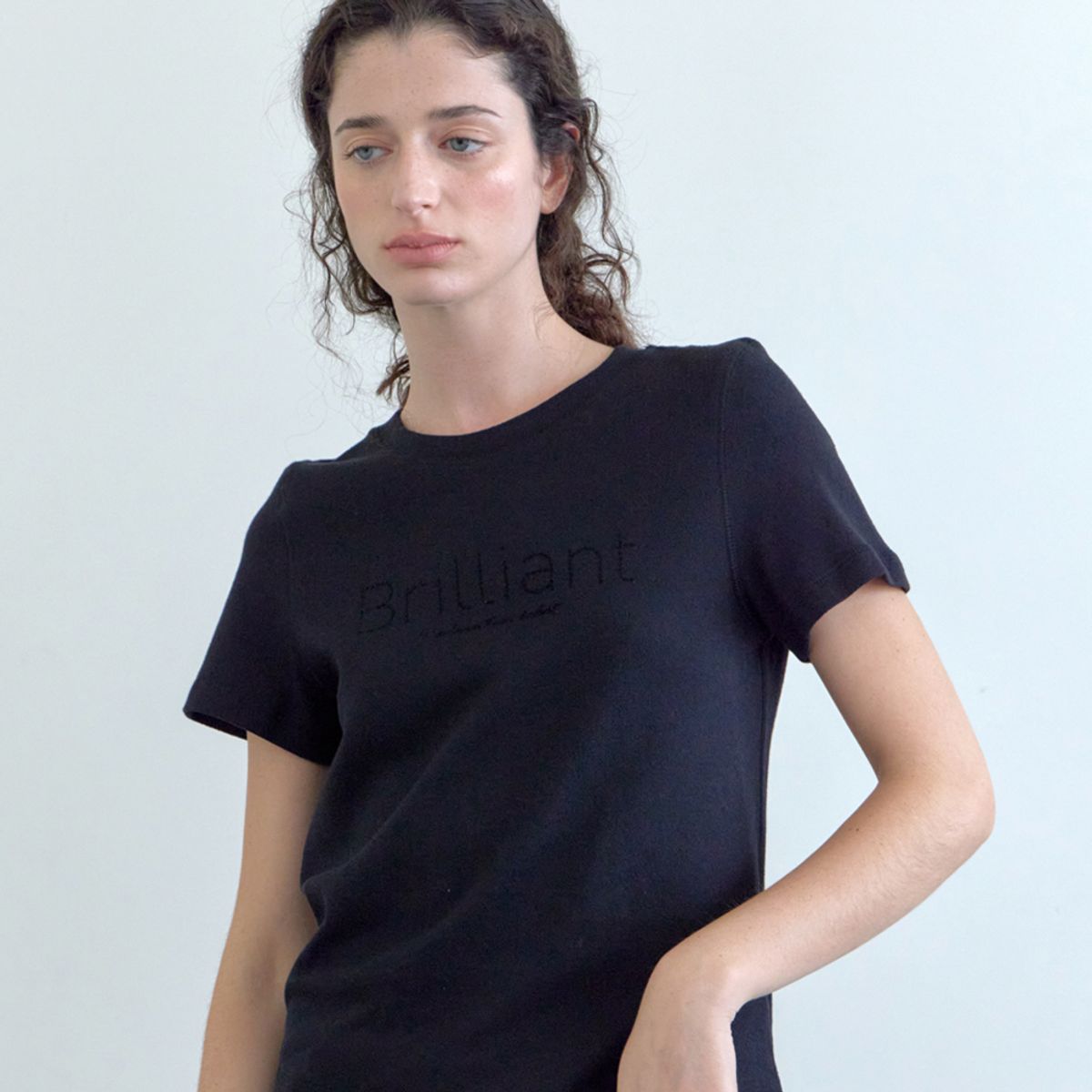 엘씨브이(LCVE) CHAIN EMBROIDERY T-SHIRT_BLACK