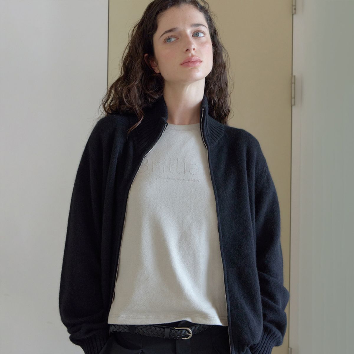 엘씨브이(LCVE) CHAIN EMBROIDERY T-SHIRT_MINT GRAY