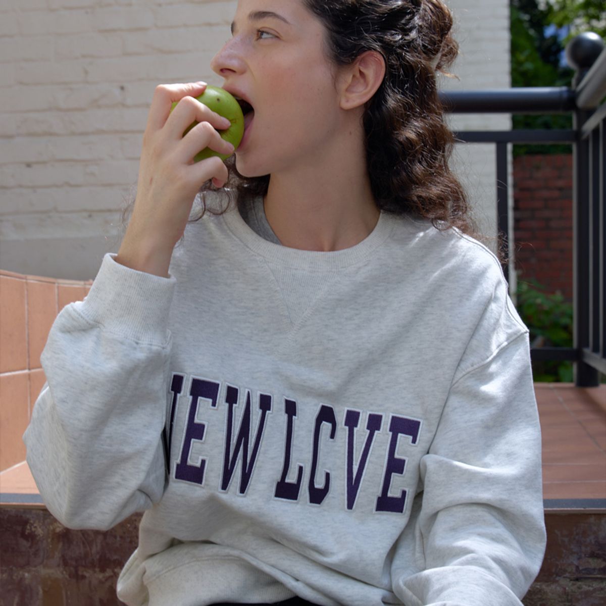 엘씨브이(LCVE) NEW LCVE SWEATSHIRT_OATMEAL