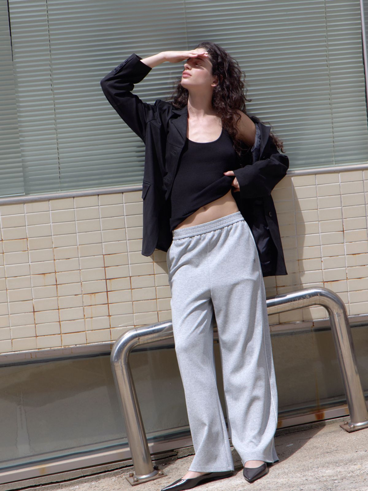 엘씨브이(LCVE) EMBROIDERY WIDE SWEAT PANTS_GRAY
