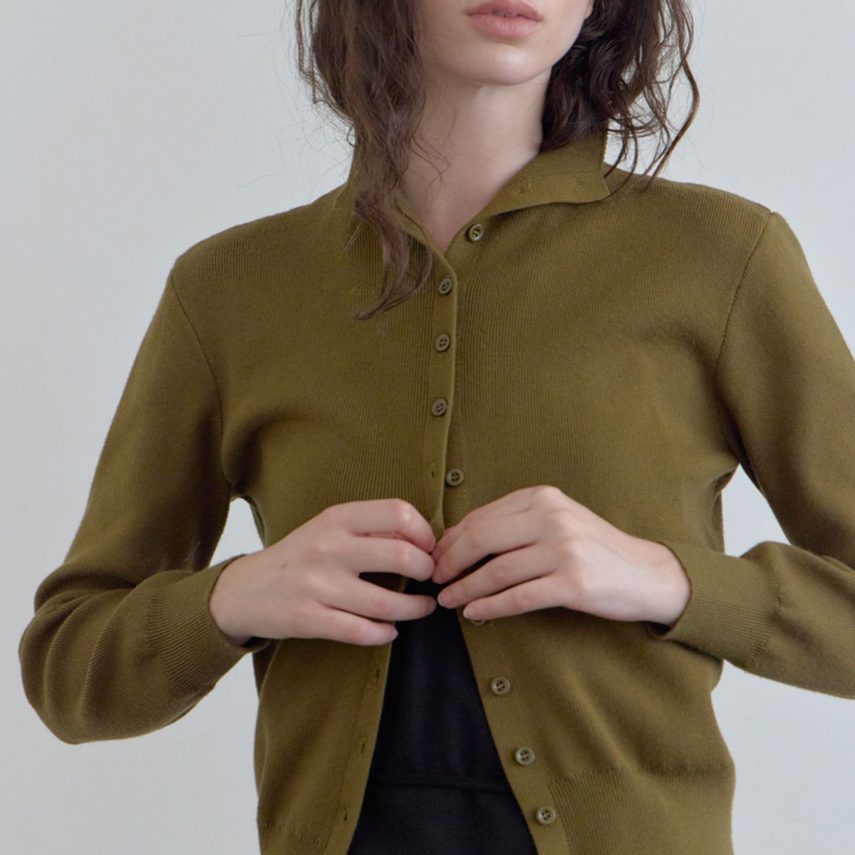 엘씨브이(LCVE) BUTTON-UP KNIT CARDIGAN_OLIVE