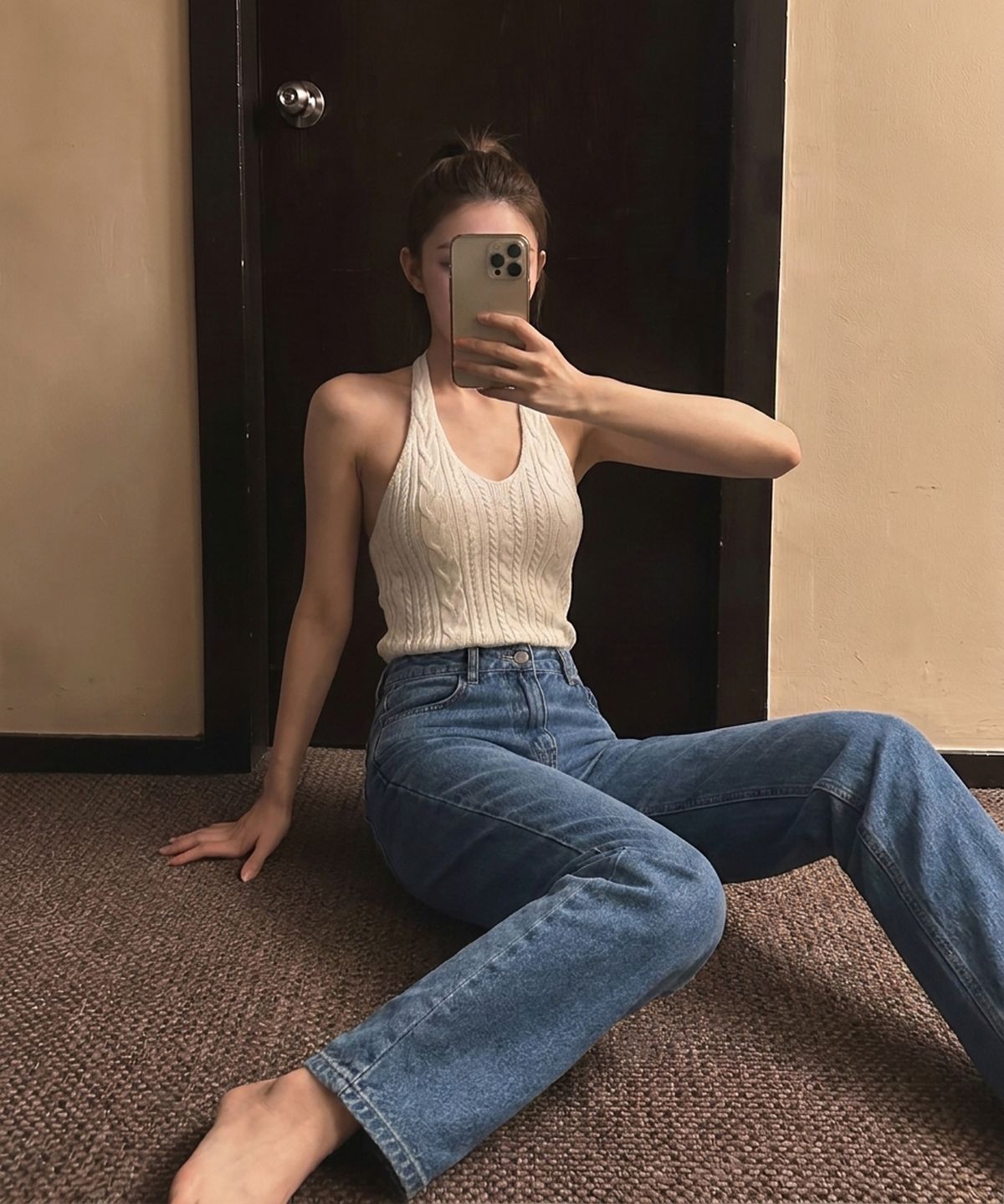 블레티(VLETI) Halter Neck Cable Detail Linen Knit Sleeveless (ivory)