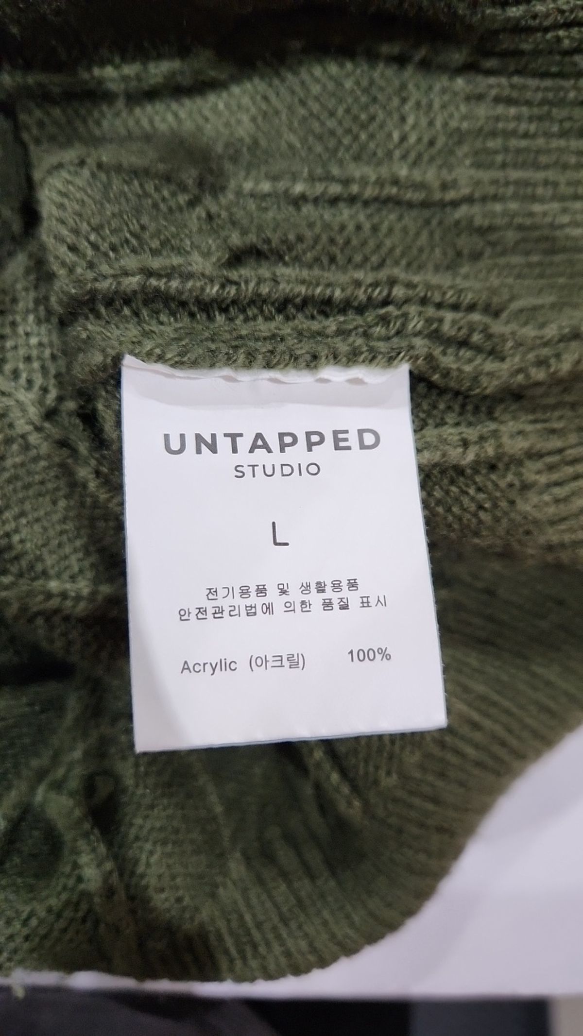 언탭트 스튜디오(UNTAPPED STUDIO) 니트/스웨터 L