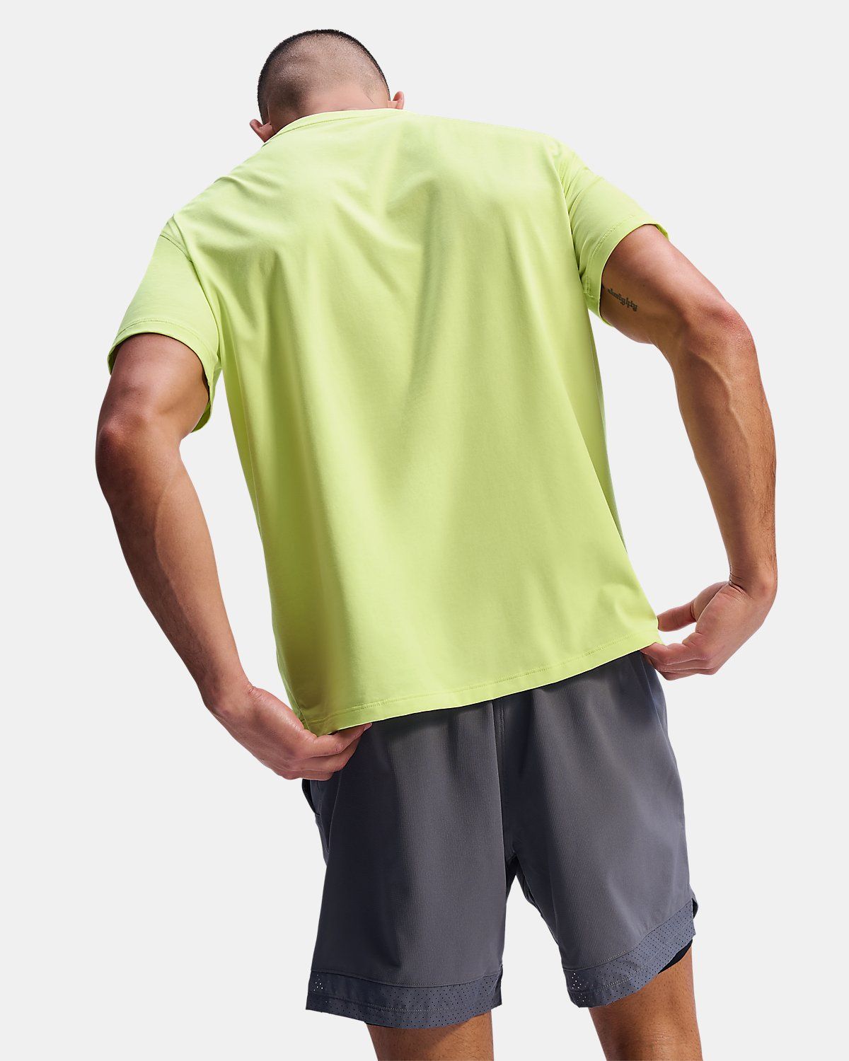 언더아머(UNDERARMOUR) 바운시 티6016291-391