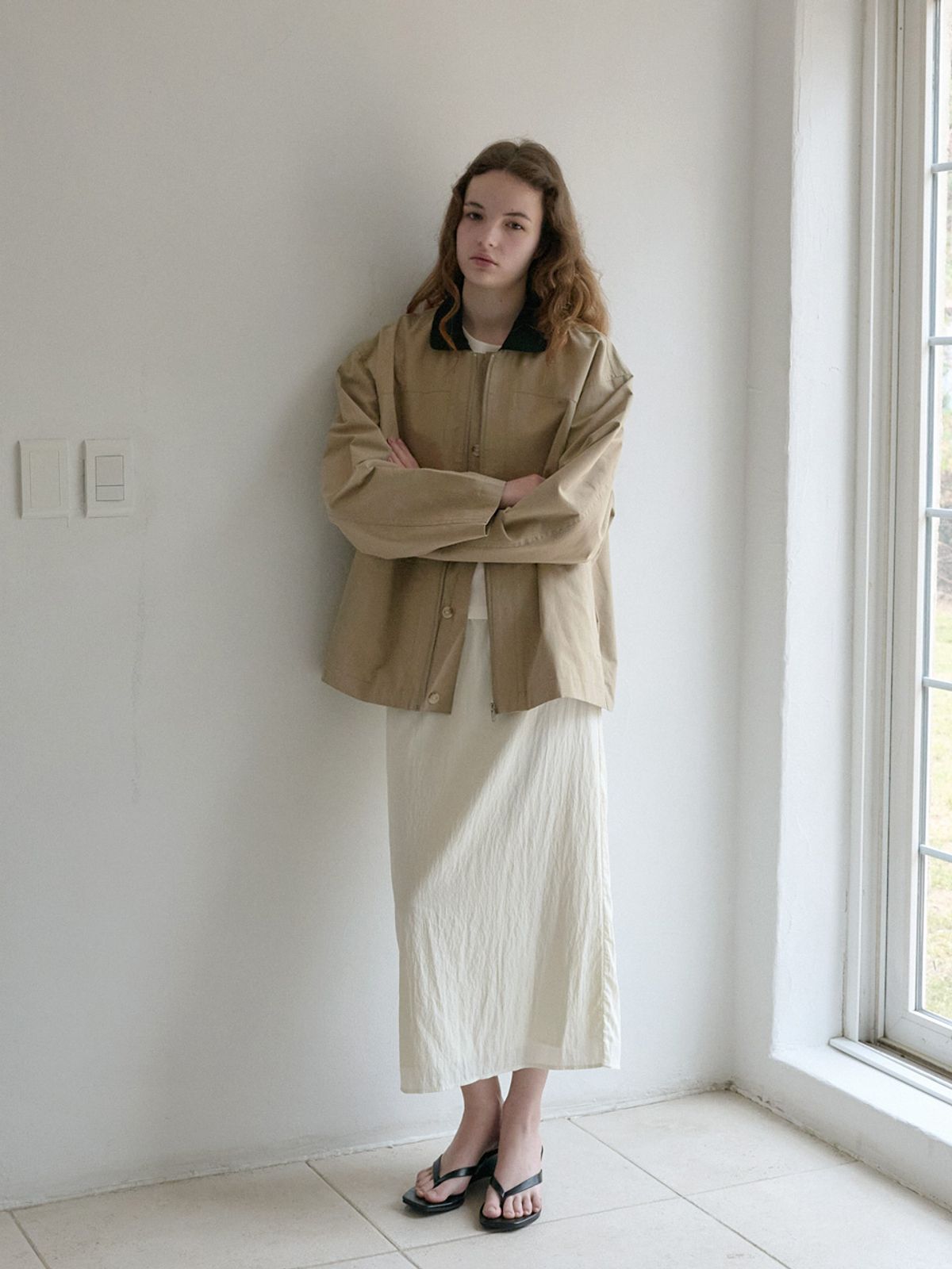 엘씨브이(LCVE) POINT COLLAR ZIP-UP JACKET_BEIGE