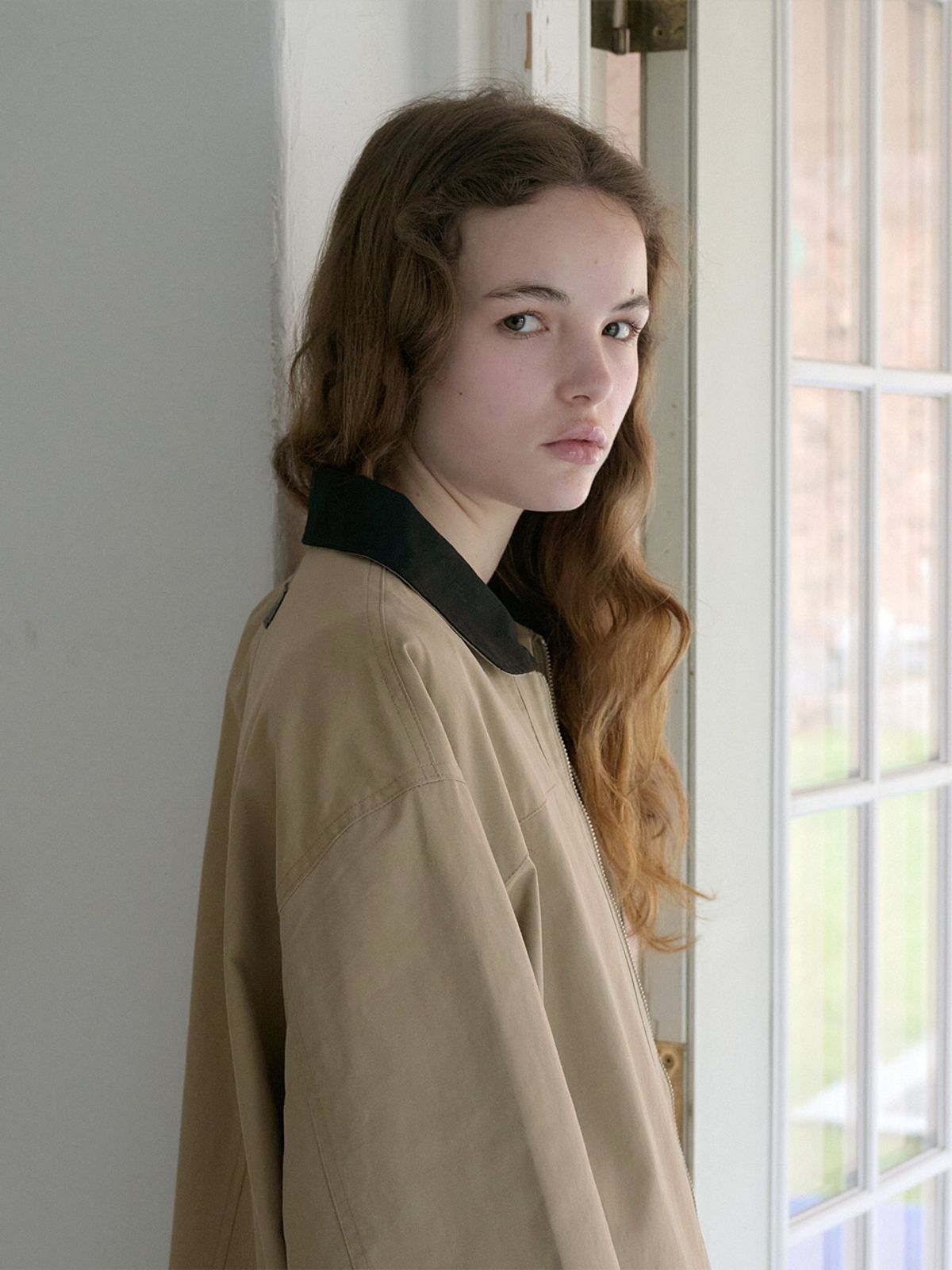엘씨브이(LCVE) POINT COLLAR ZIP-UP JACKET_BEIGE