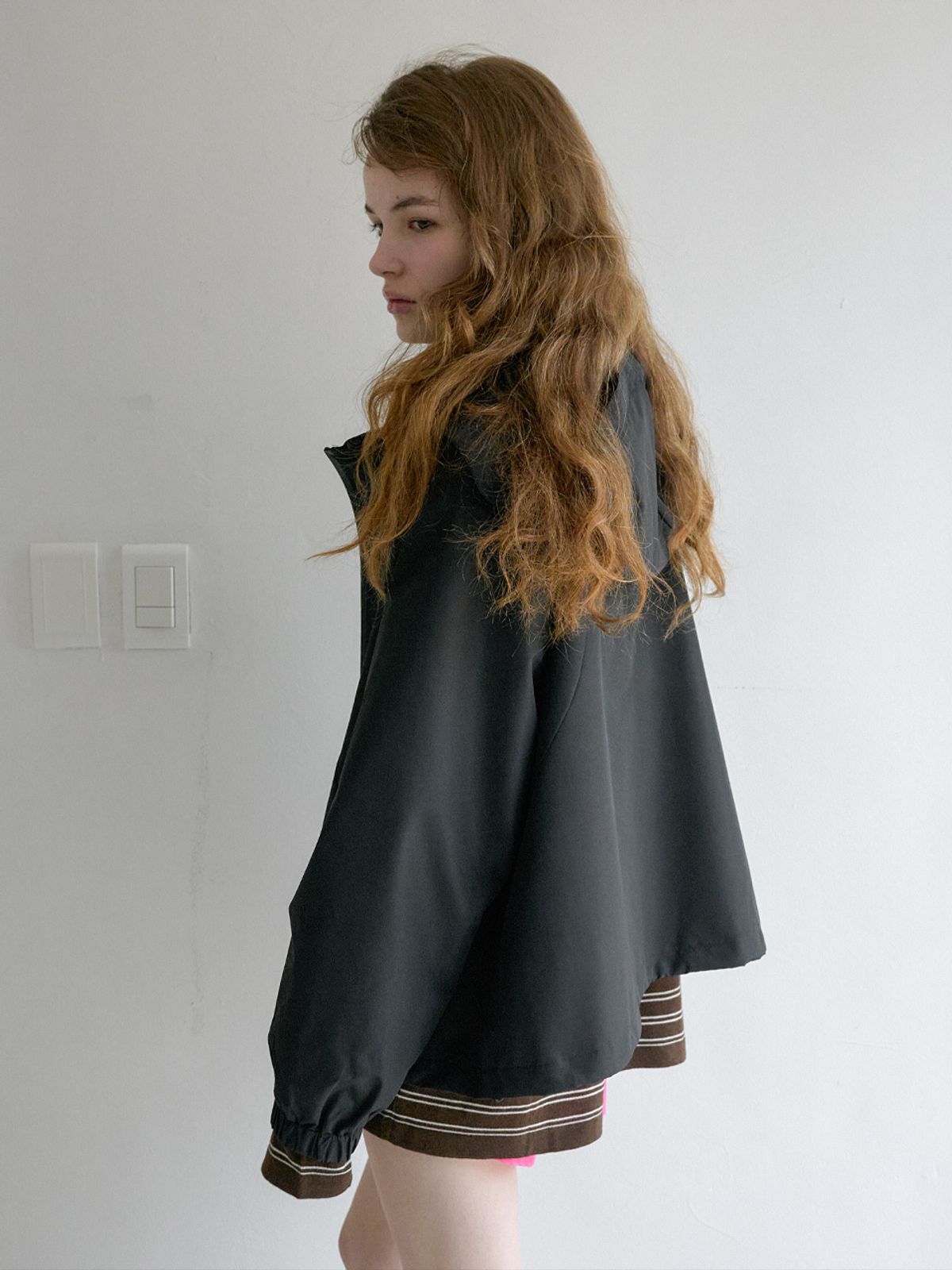 엘씨브이(LCVE) PIPED HOODED WINDBREAKER_BLACK