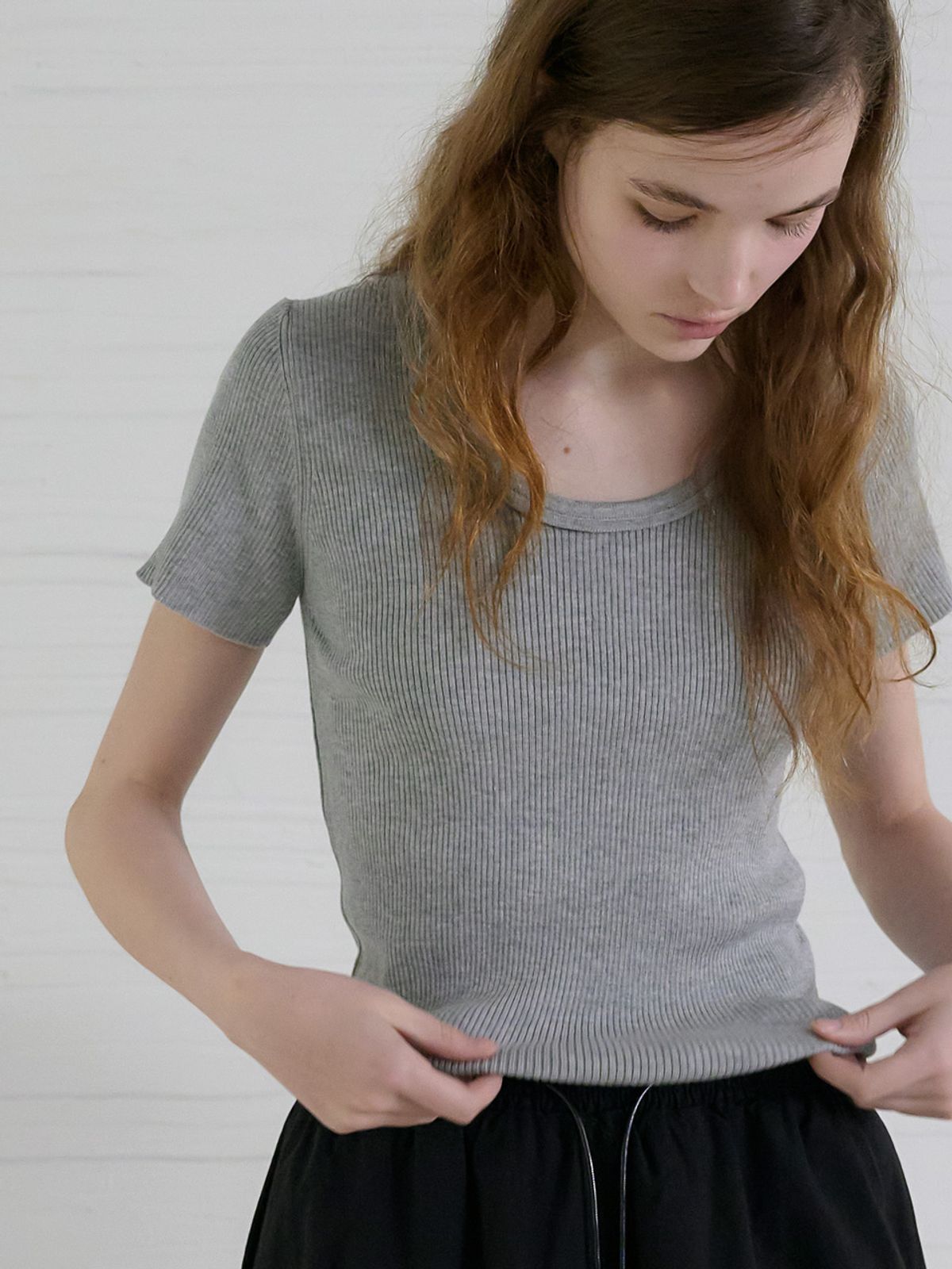 엘씨브이(LCVE) SCOOP NECK RIB KNIT TOP_GRAY