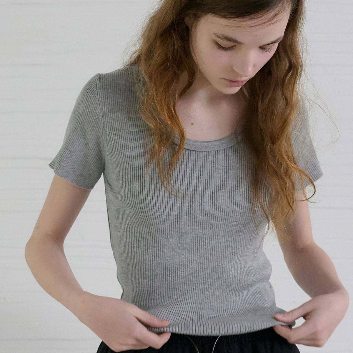 엘씨브이(LCVE) SCOOP NECK RIB KNIT TOP_GRAY