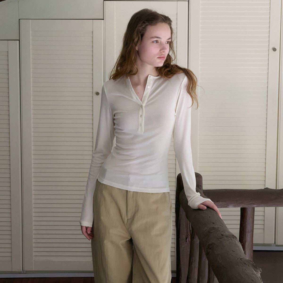 엘씨브이(LCVE) HENLEY NECK SOFT T-SHIRT_IVORY