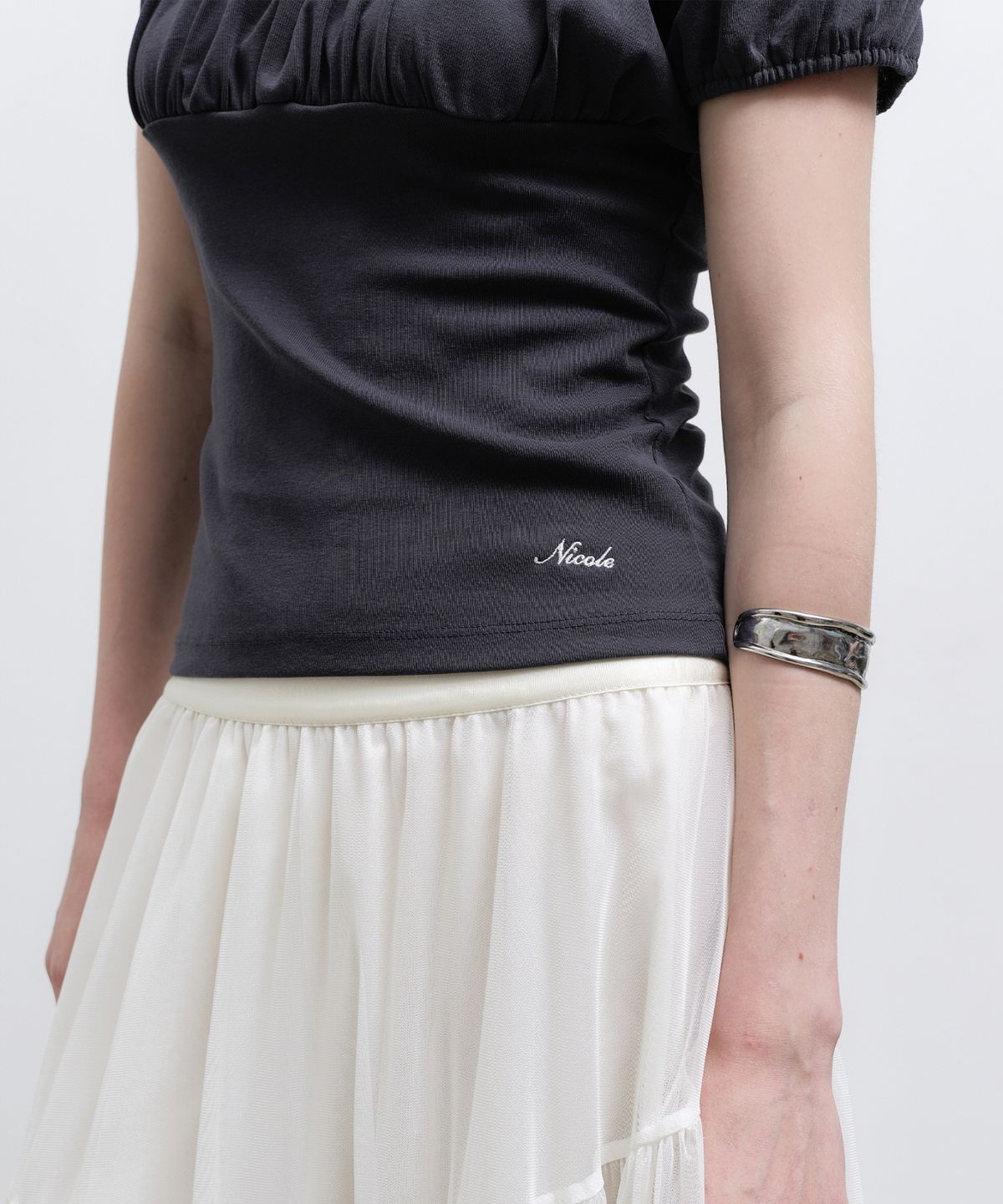 닉앤니콜(NICK&NICOLE) OFF SHOULDER RUFFLE TOP_NAVY