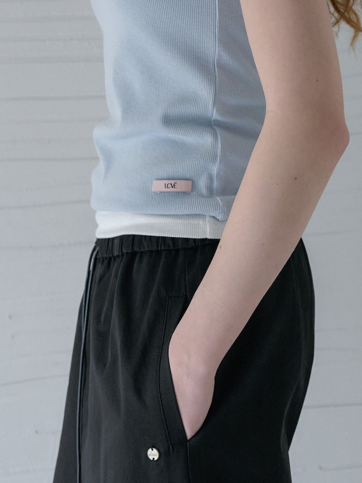 엘씨브이(LCVE) BASIC LOGO SLEEVELESS TOP_SKYBLUE