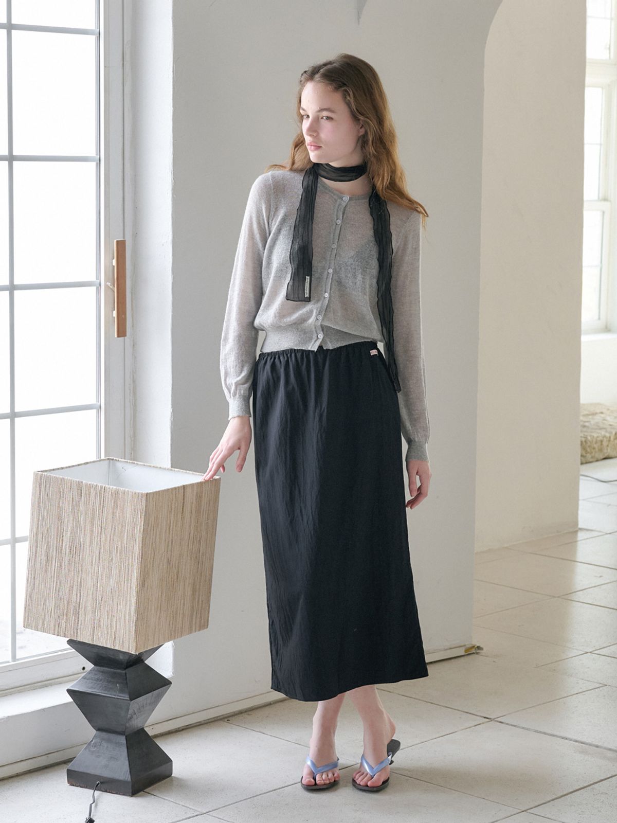 엘씨브이(LCVE) SHIRRED WAIST MIDI SKIRT_BLACK