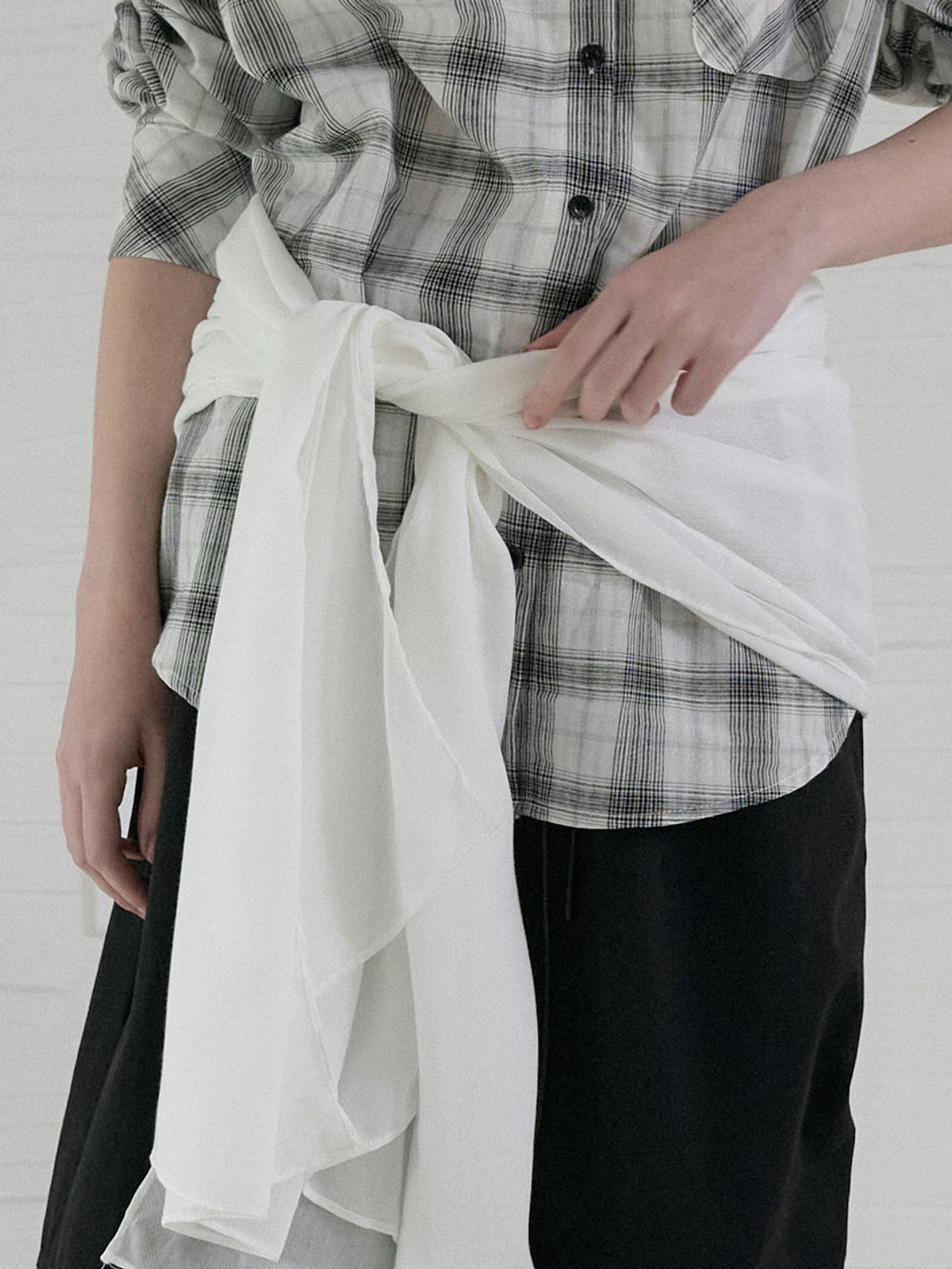 엘씨브이(LCVE) AIRY SOFT MUFFLER_WHITE