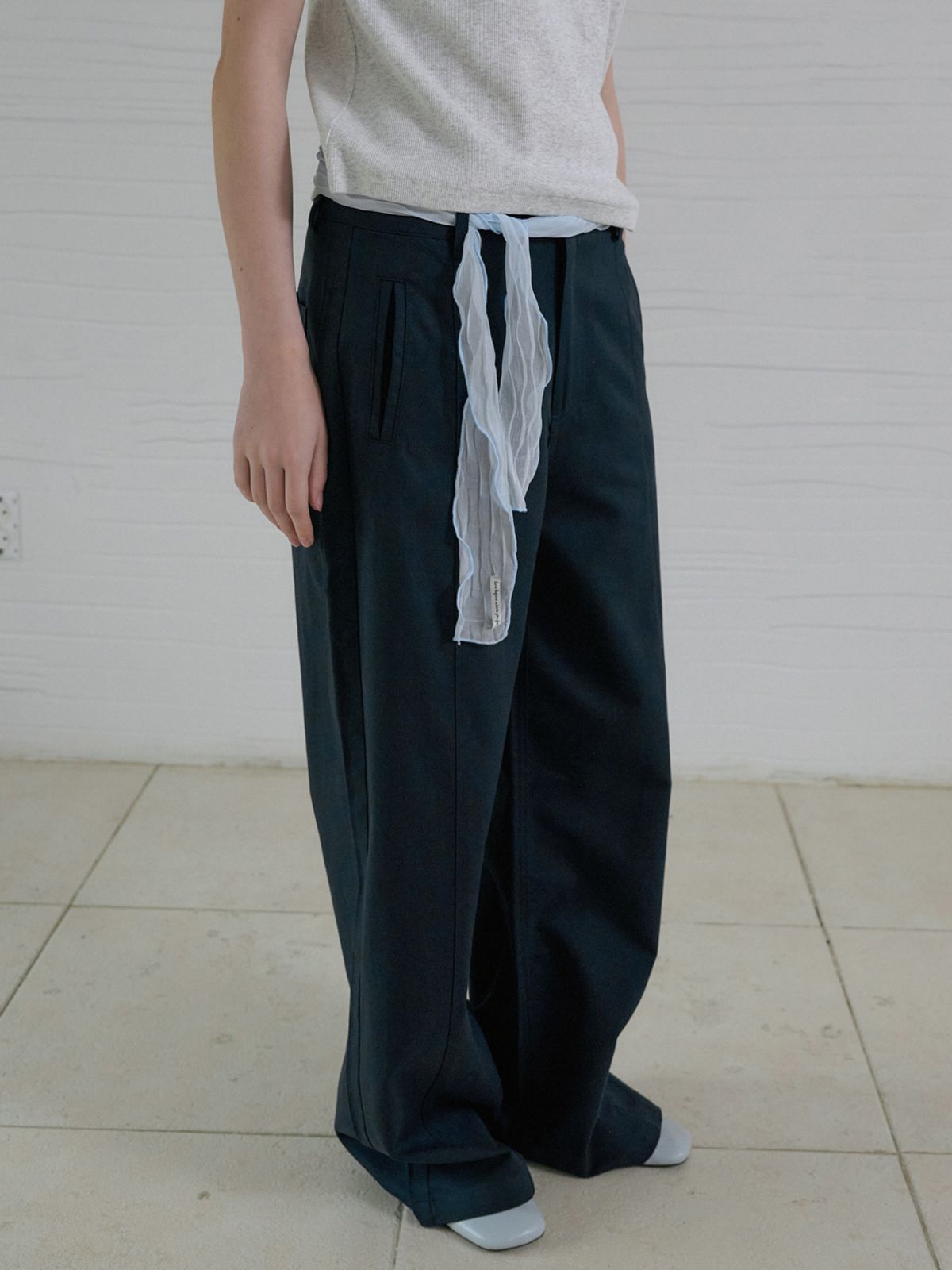 엘씨브이(LCVE) CRINKLED SHEER SCARF_SKYBLUE