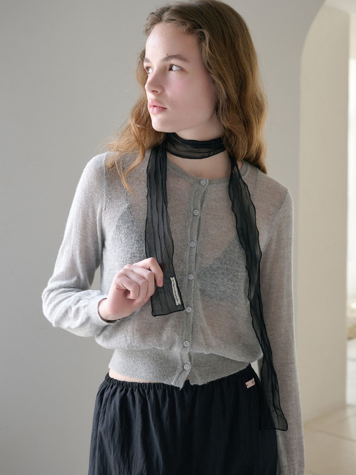 엘씨브이(LCVE) CRINKLED SHEER SCARF_BLACK