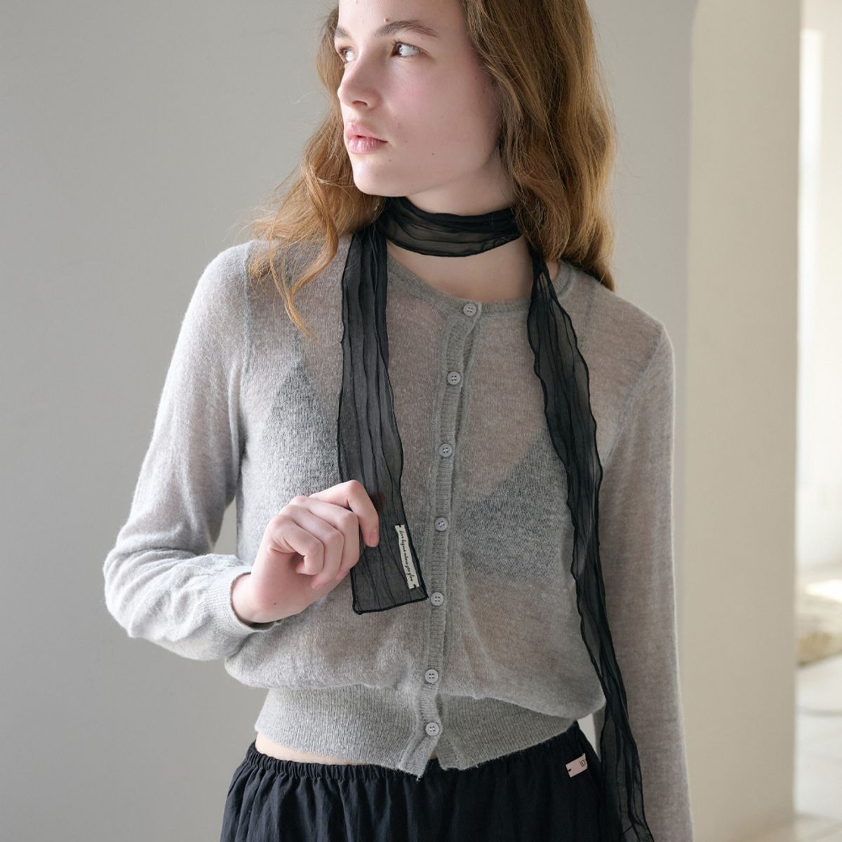 엘씨브이(LCVE) CRINKLED SHEER SCARF_BLACK