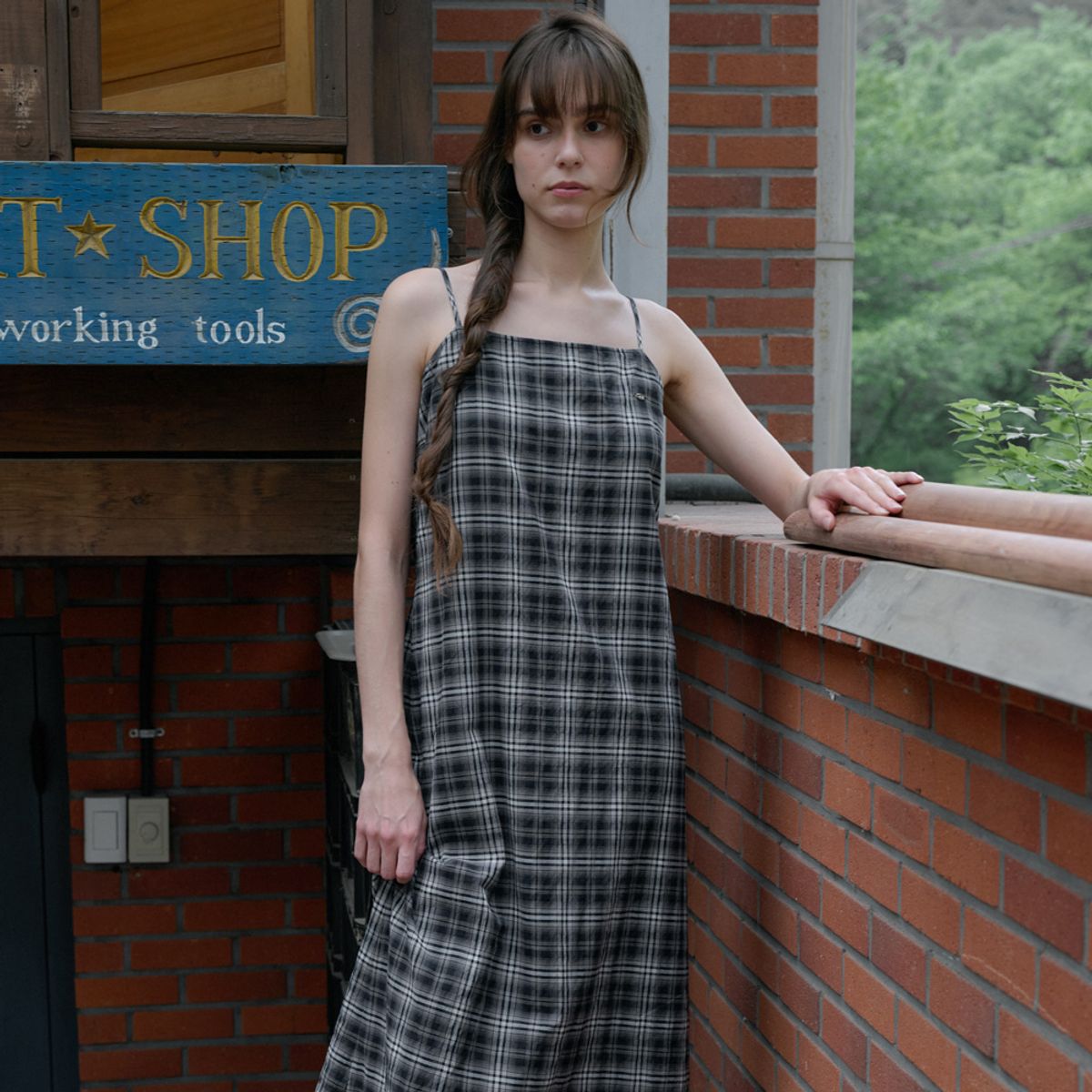 엘씨브이(LCVE) COTTON PLAID CHECK STRAP DRESS_BLACK