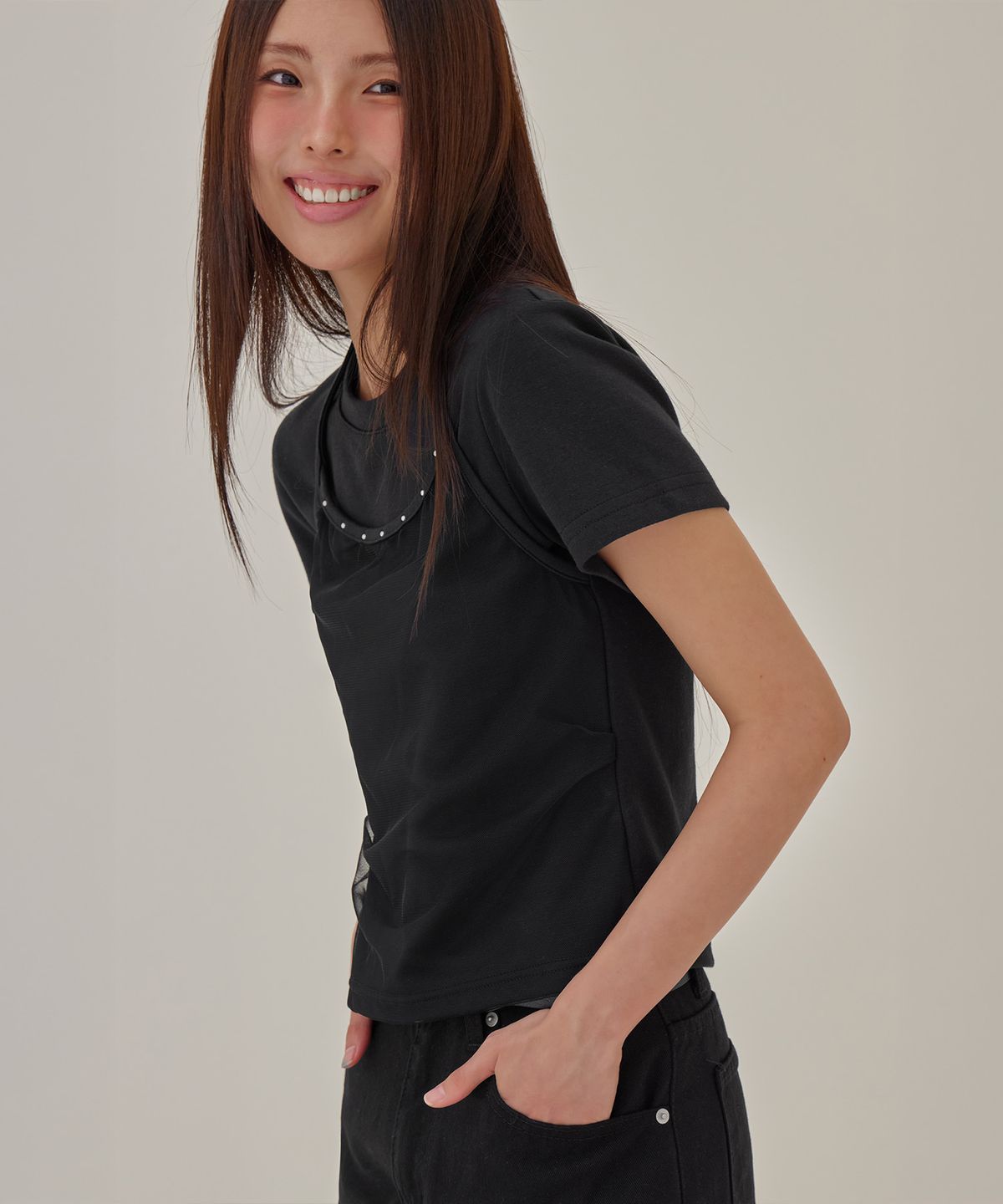 런던다다(LONDONDADA) Stud Mesh Halter Layered T-Shirt, BLACK