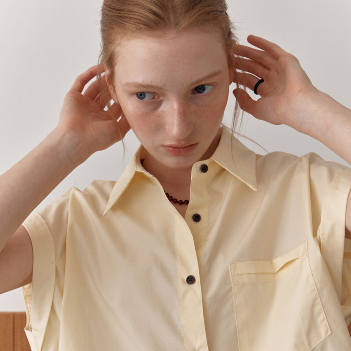 엘씨브이(LCVE) POCKET POINT SHORT-SLEEVE SHIRT_YELLOW