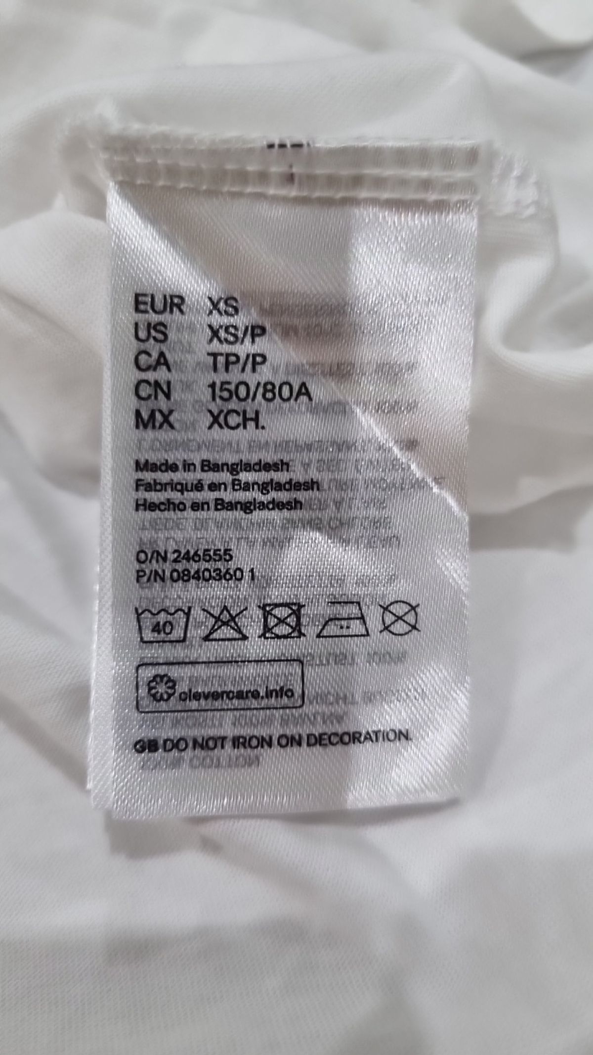 디바이디드에이치앤엠(DIVIDED H&M) 반소매 티셔츠 XS