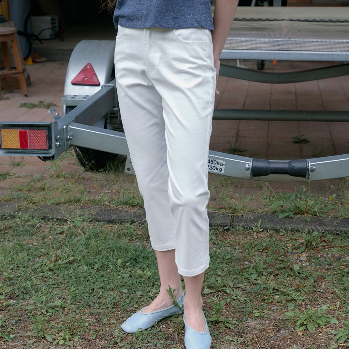 엘씨브이(LCVE) COMFORT CAPRI PANTS_WHITE