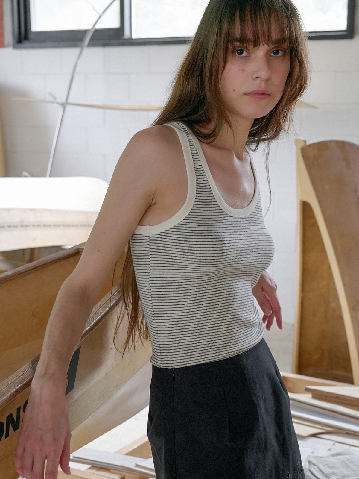 엘씨브이(LCVE) STRIPE U-NECK SLEEVELESS TOP_IVORY