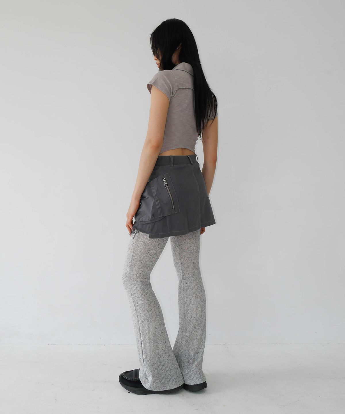 파히섬(PAHISUM) 버튼 칼라 슬림티_베이지