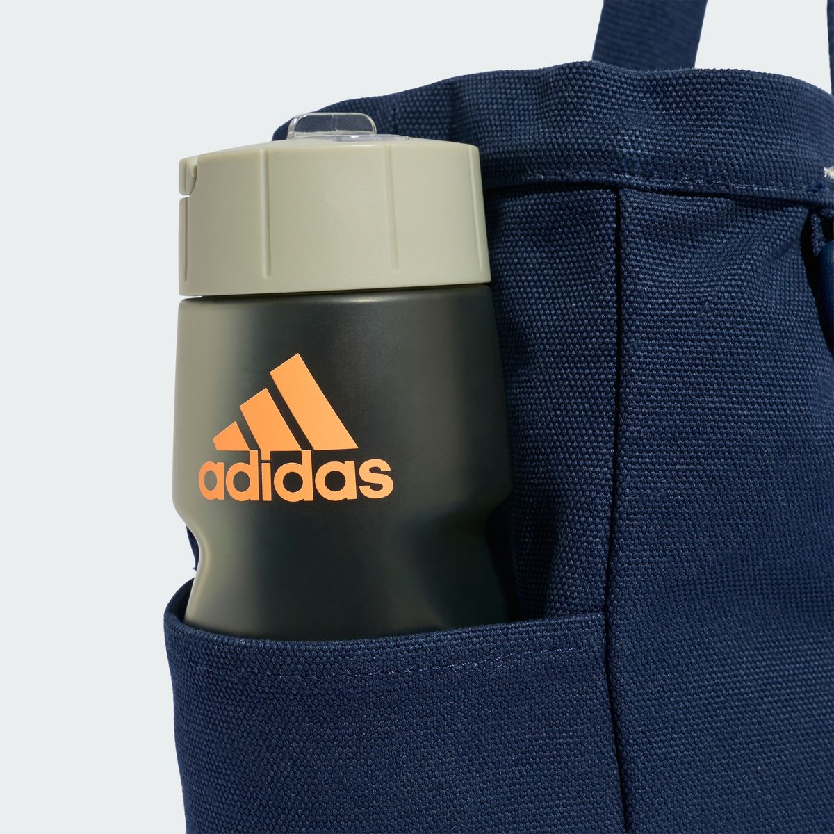 아디다스(ADIDAS) 캔버스 토트백 KS9565