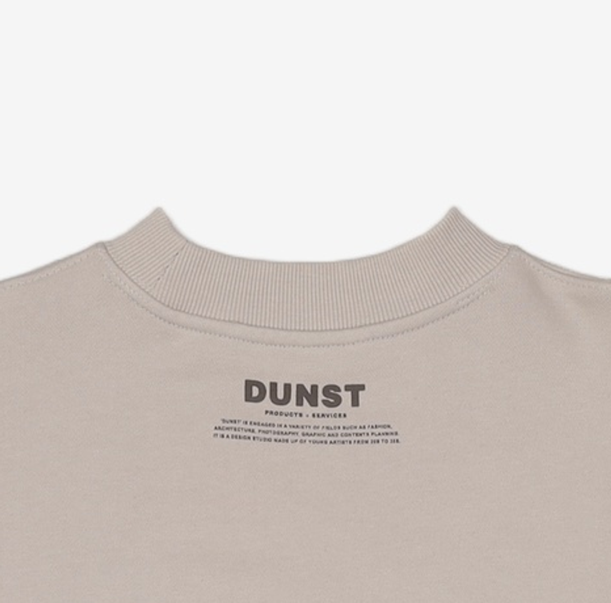 던스트(DUNST) 맨투맨/스웨트셔츠 XS