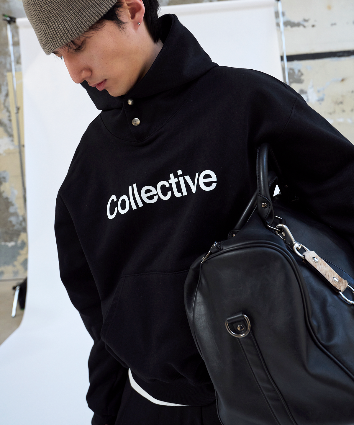 유프(YUPE) Collective Double Snap Hoodie - Black