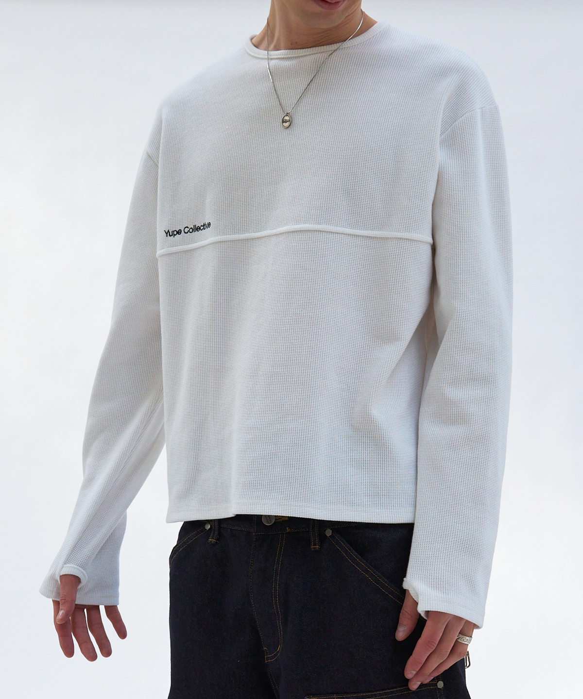 유프(YUPE) Finger-Hole Waffle Longsleeve - White