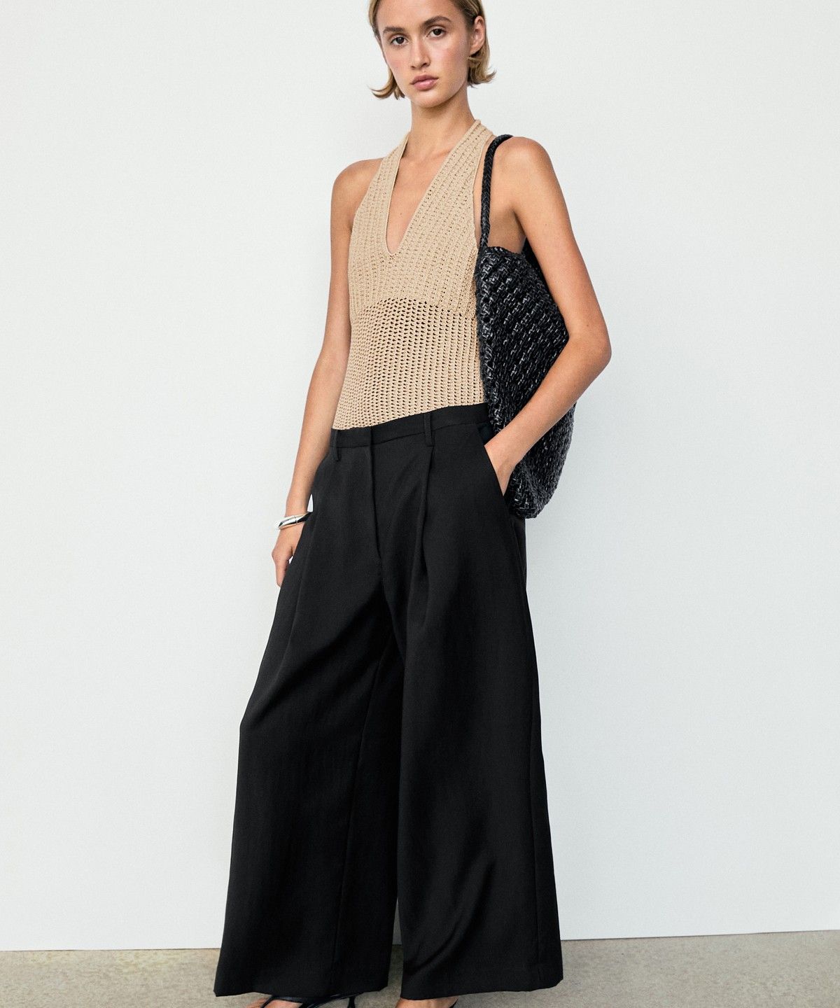 마시모두띠(MASSIMO DUTTI) 크롭 와이드 레그 플루이드 팬츠