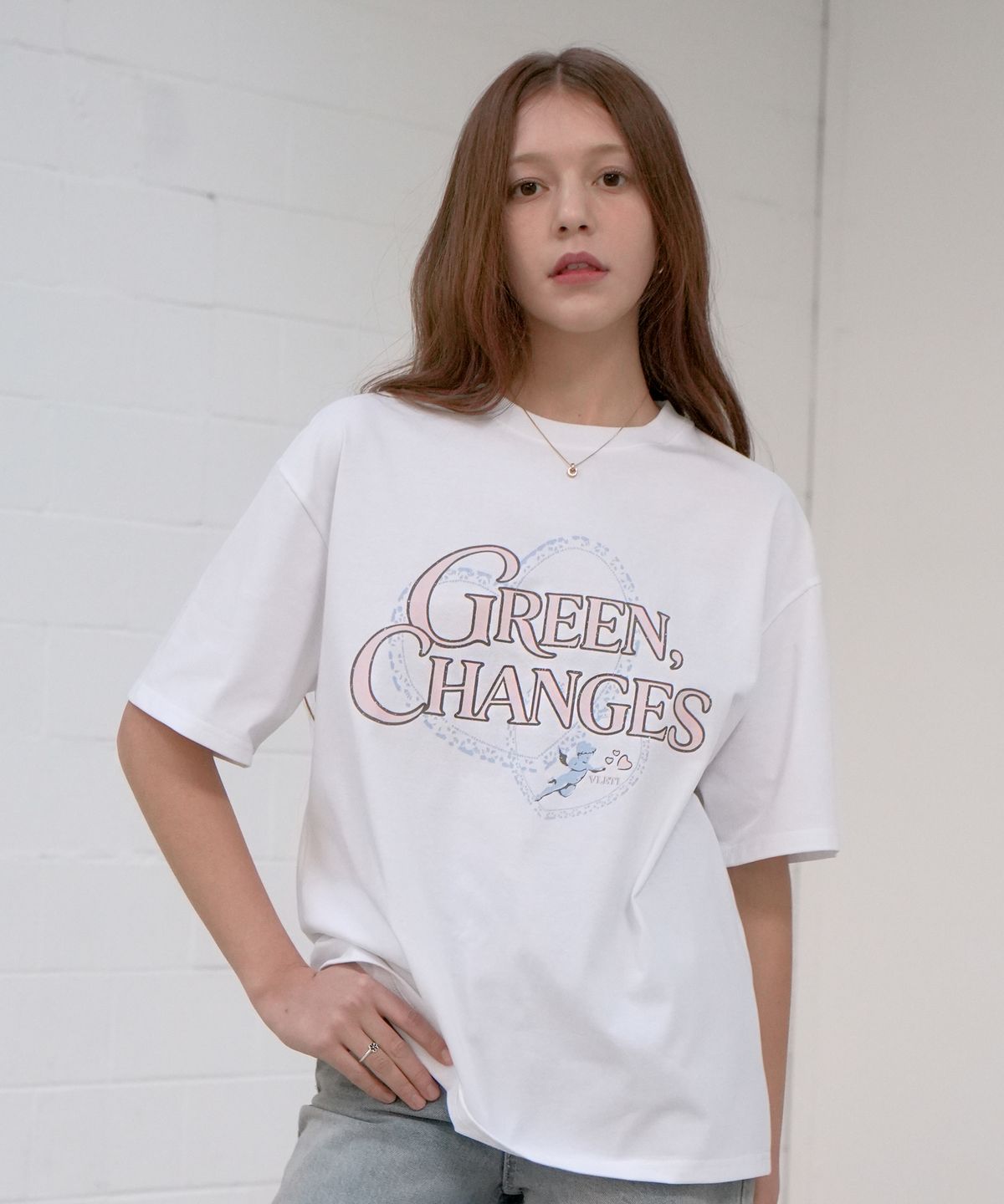 블레티(VLETI) Graphic Text Digital Print Short Sleeve Tee (white)