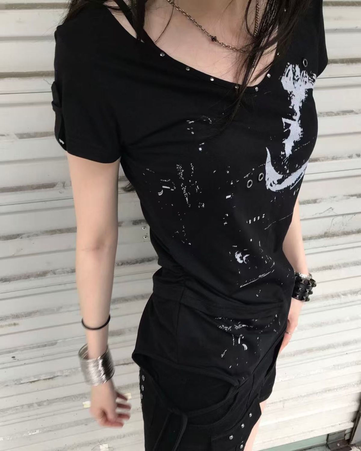 리버뉴스(LIBERALNEWS) BLADE ASYMMETRIC TOP_BLACK