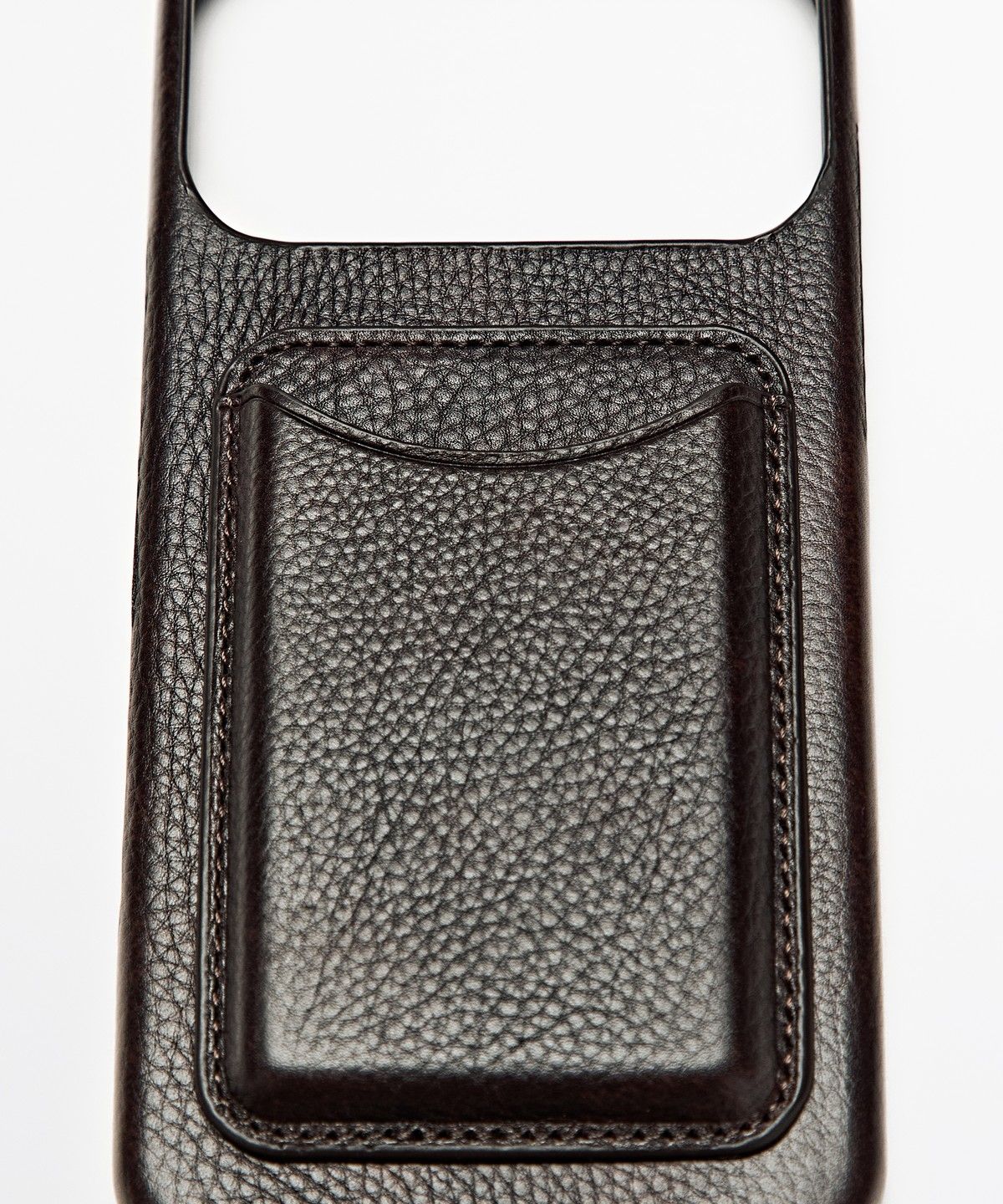 마시모두띠(MASSIMO DUTTI) 나파 가죽 아이폰 17 프로 맥스 케이스