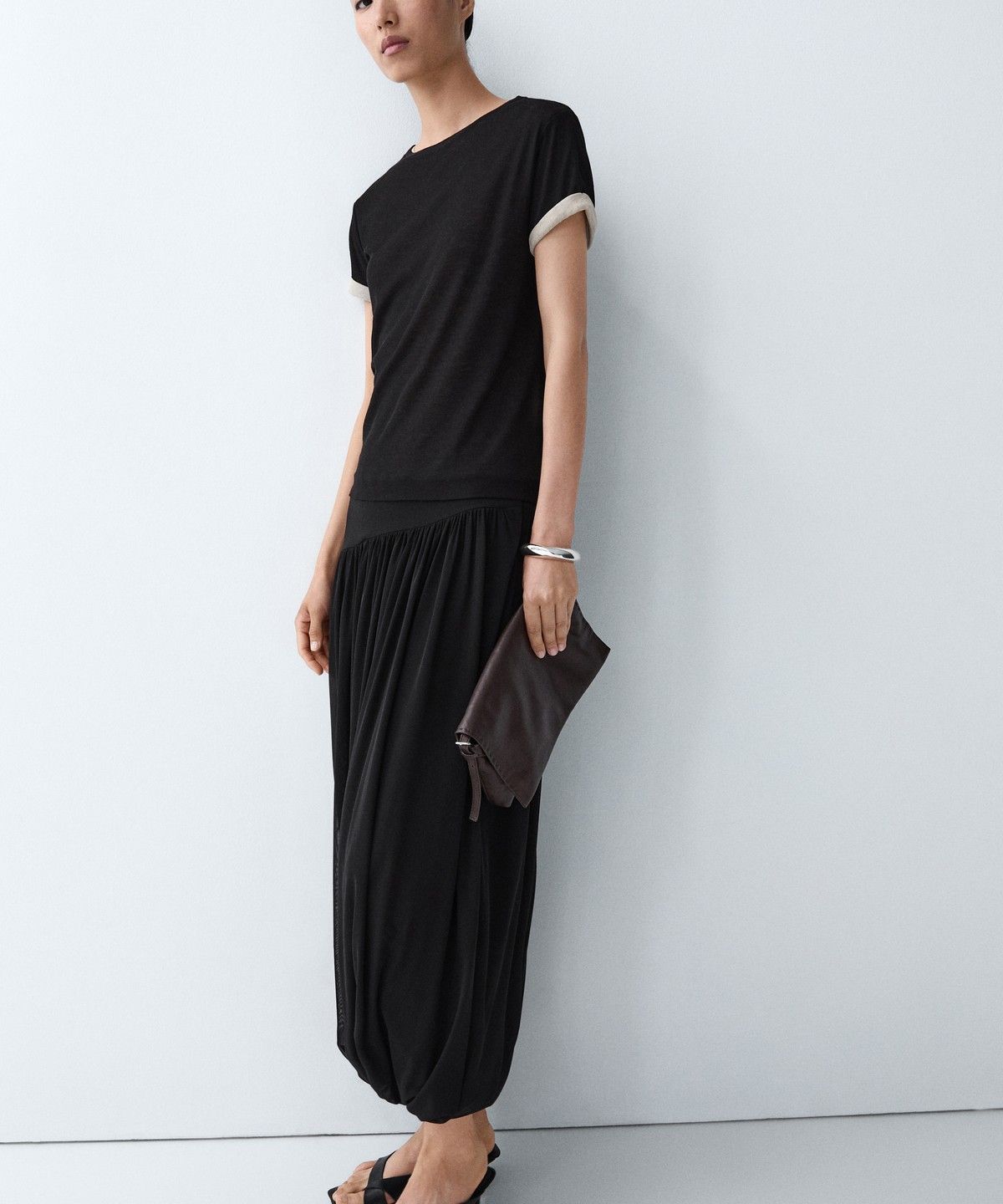 마시모두띠(MASSIMO DUTTI) 더블 마감 반팔 티셔츠