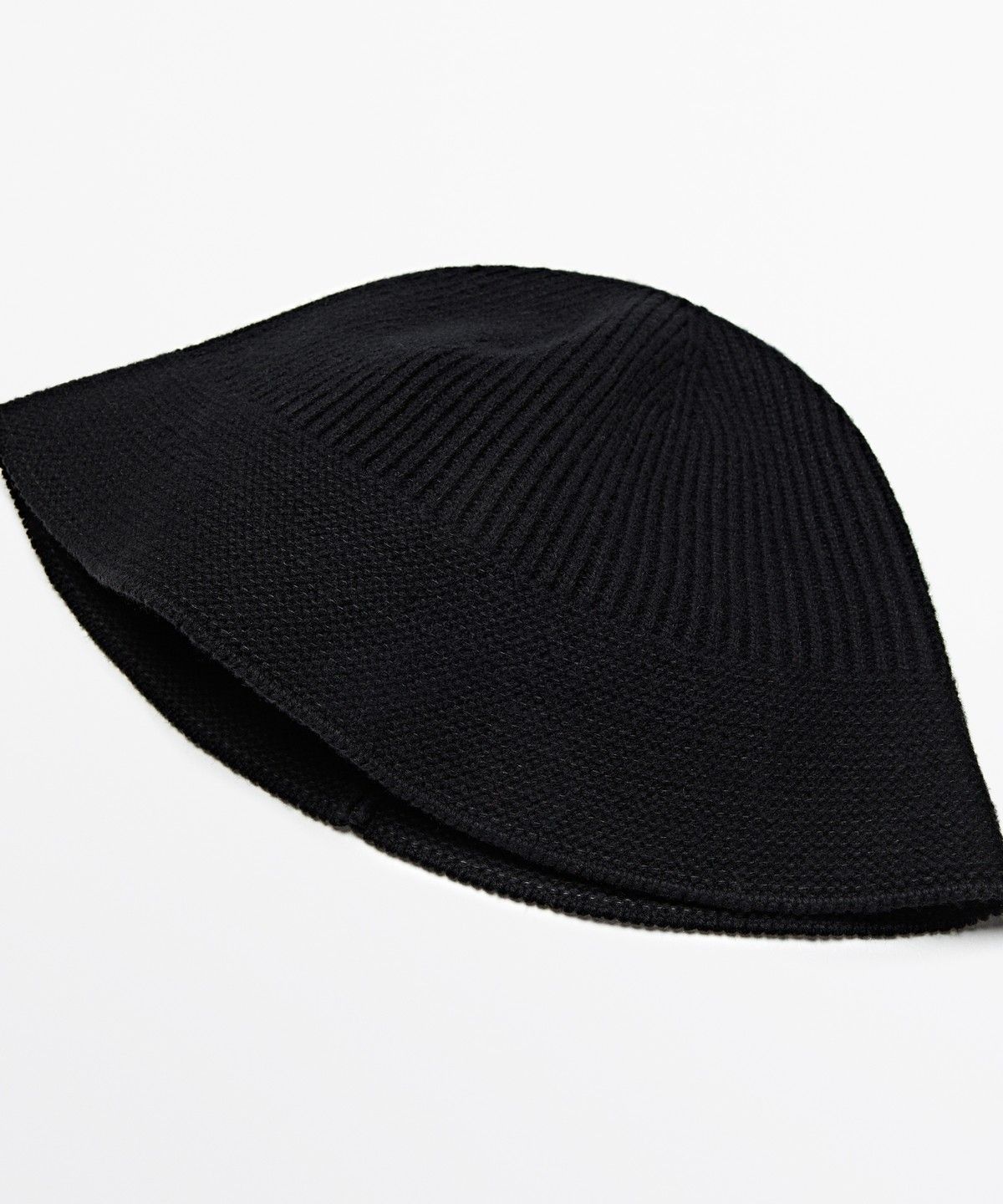 마시모두띠(MASSIMO DUTTI) 울 혼방 버킷햇