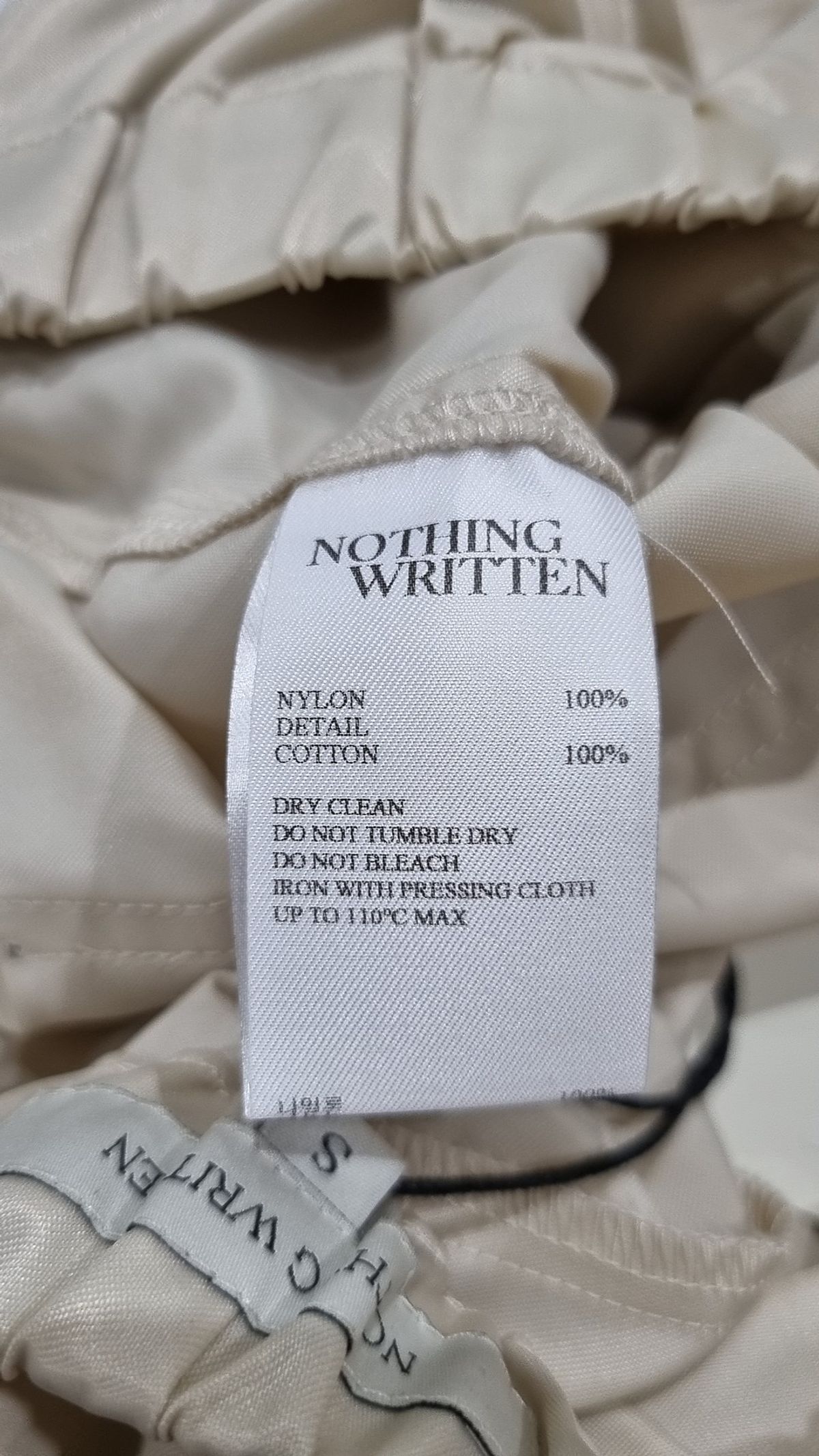 낫띵리튼(NOTHING WRITTEN) 숏팬츠 S