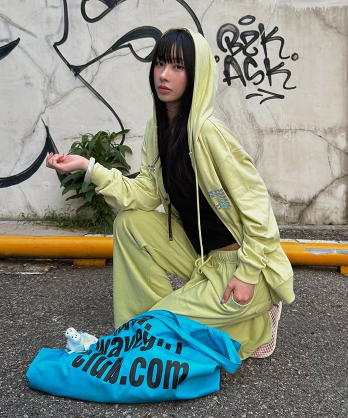 웨이브걸(WAVEGIRL) Saint Zip Hoodie (3color)