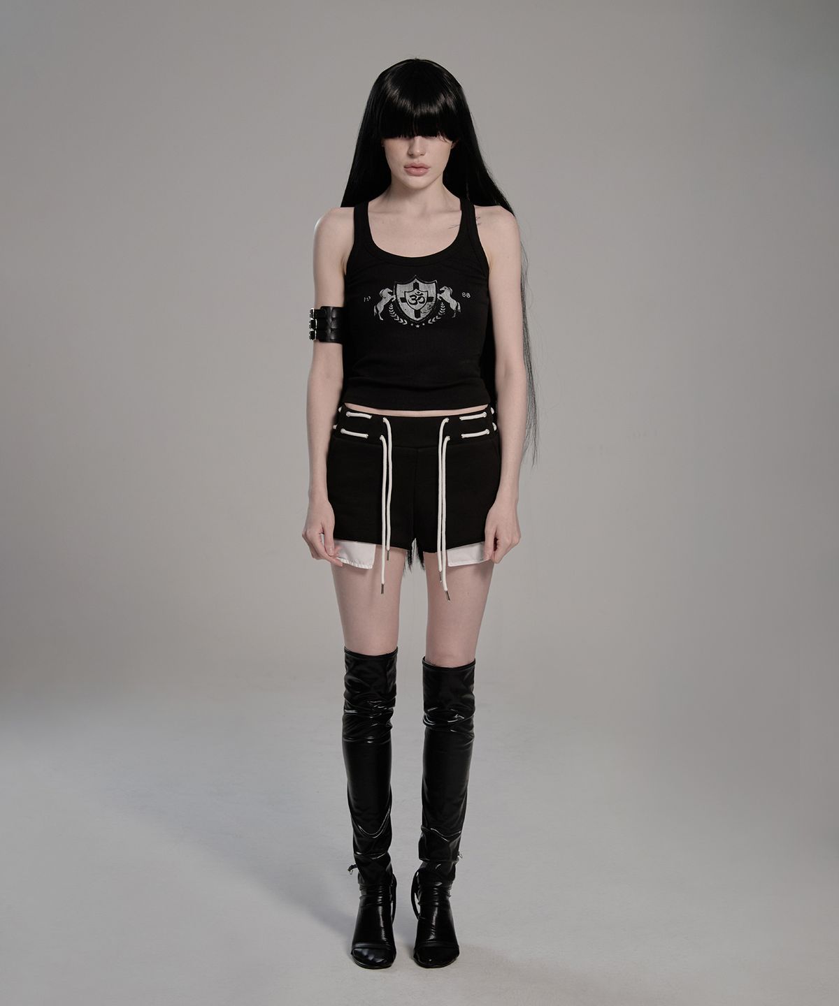피아체(PIARCHE) BASIC SLEEVELESS