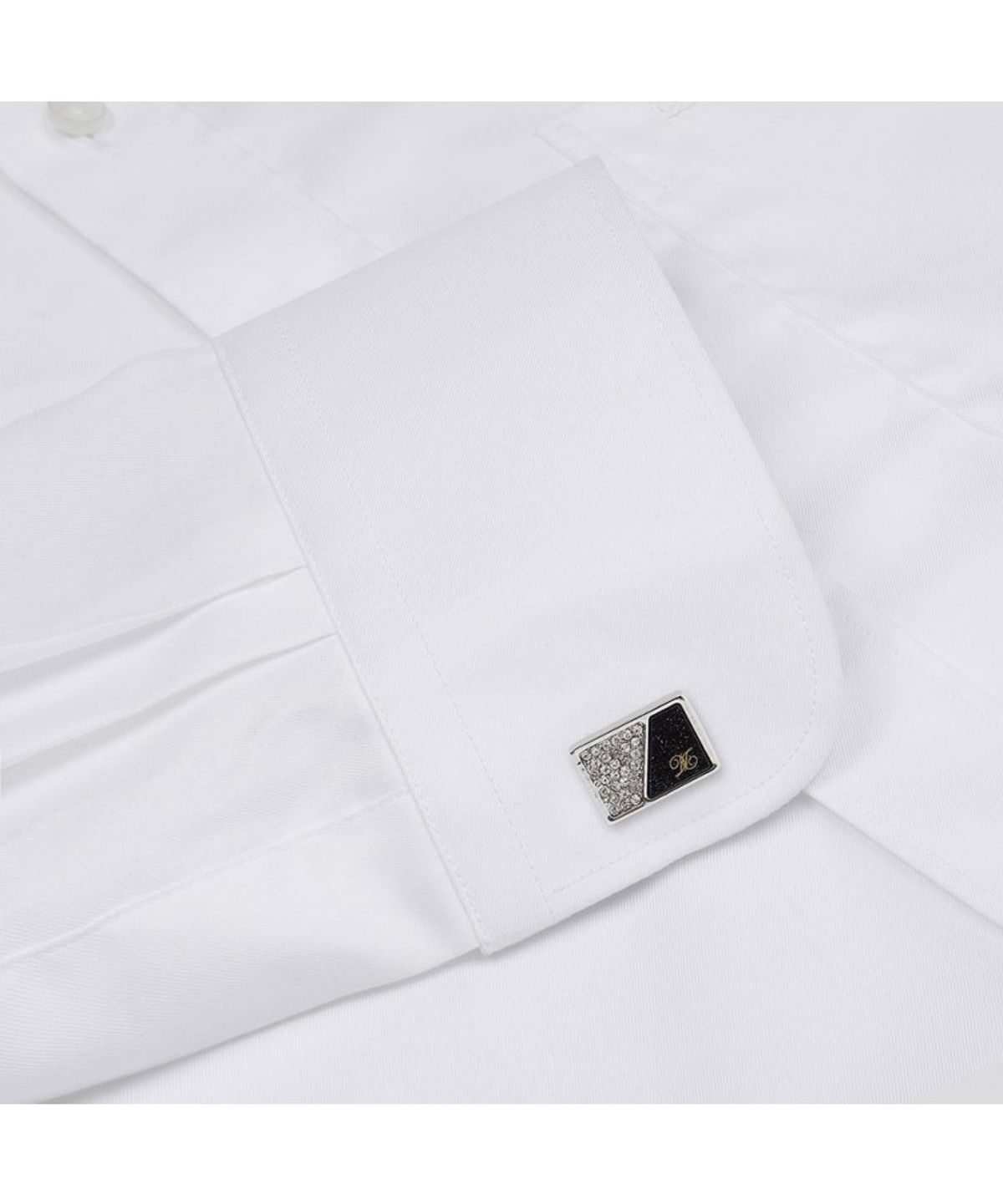 닥스셔츠(DAKS SHIRTS) 백금도금 원형 큐빅 사금석 커프스 실버_DMF1ACCF122S1