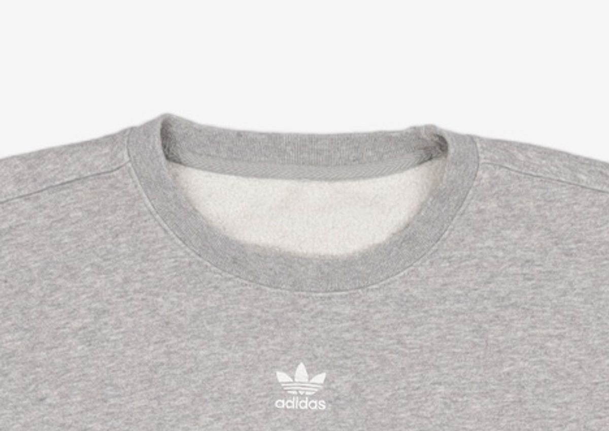 아디다스(ADIDAS) 에센셜 스웨트셔츠 W - 그레이 / HF7478 S