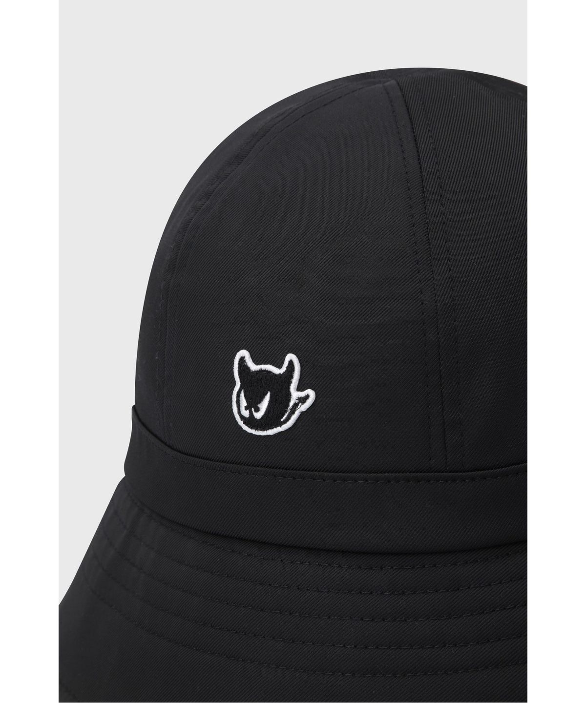 왁(WAAC) Women Slogan Bucket Hat WGRCX26115BKX