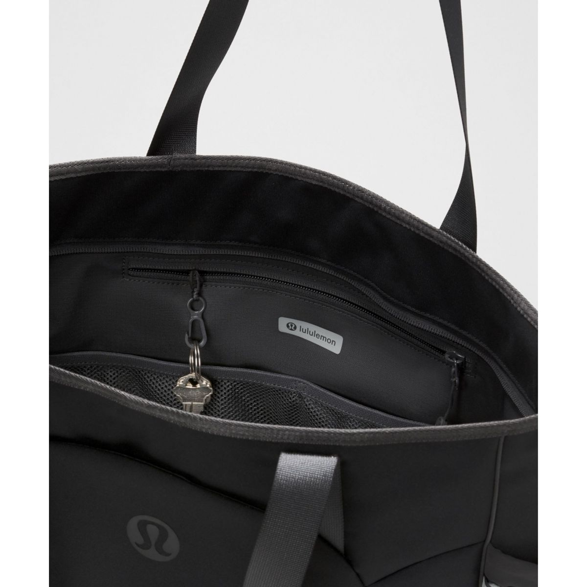 룰루레몬(LULULEMON) 스쿠바 토트백 19.5L *파라코드  BLK GGRE FEGY