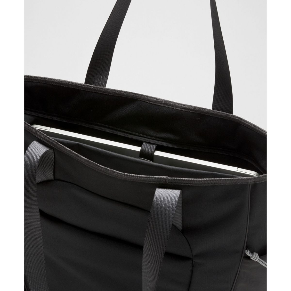 룰루레몬(LULULEMON) 스쿠바 토트백 19.5L *파라코드  BLK GGRE FEGY