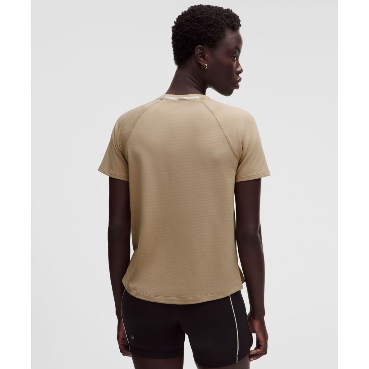룰루레몬(LULULEMON) 라이선스 투 트레인 클래식 핏 티셔츠  WKKI LTIV