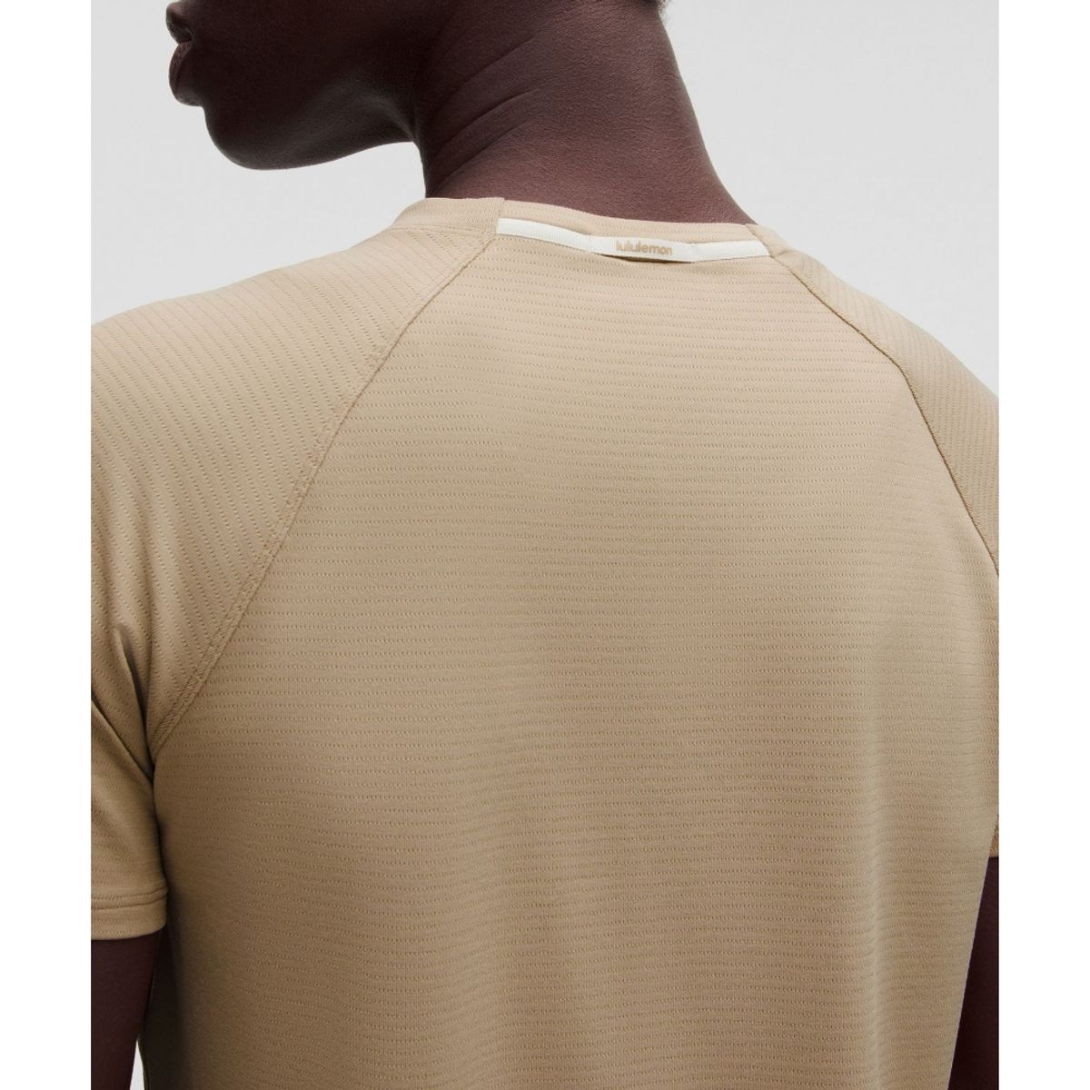 룰루레몬(LULULEMON) 라이선스 투 트레인 클래식 핏 티셔츠  WKKI LTIV