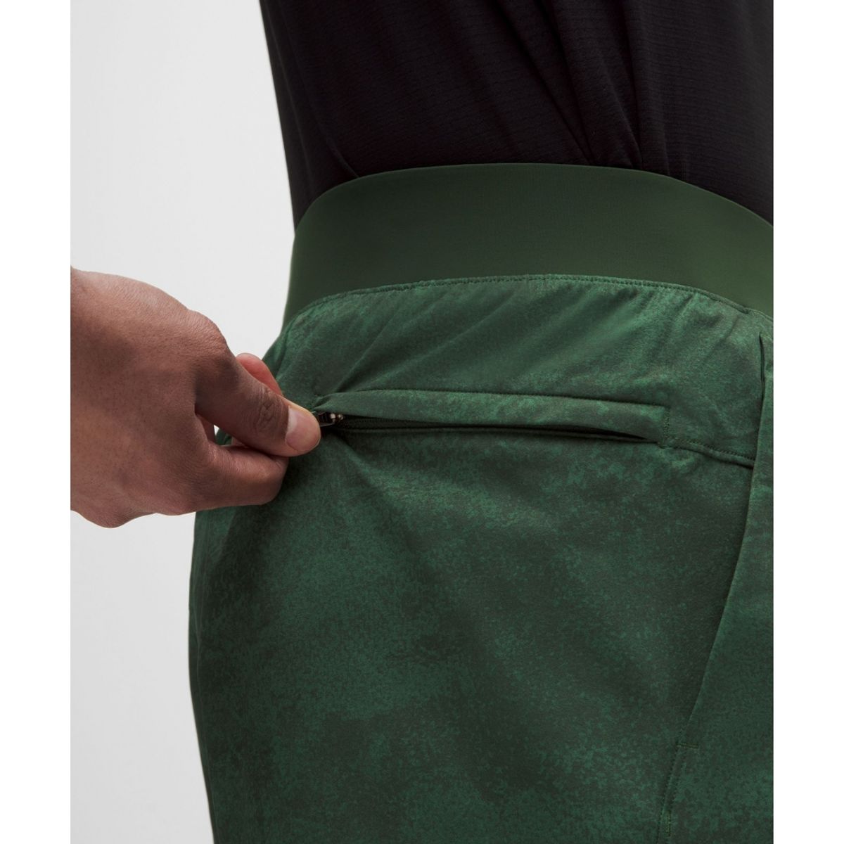 룰루레몬(LULULEMON) 제로드 인 라이너리스 쇼츠 7inch  ICXG